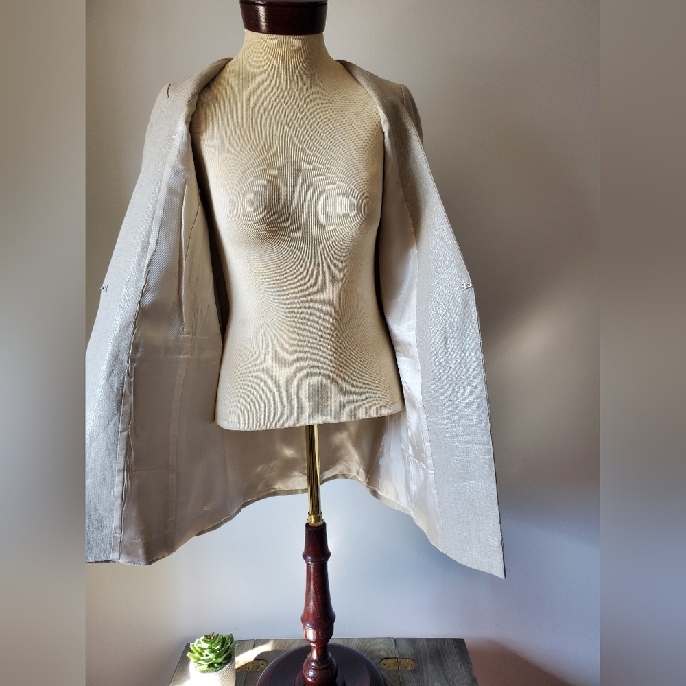 ZARA 100% linen cream/gold jacket. Size xs - Picture 8 of 10
